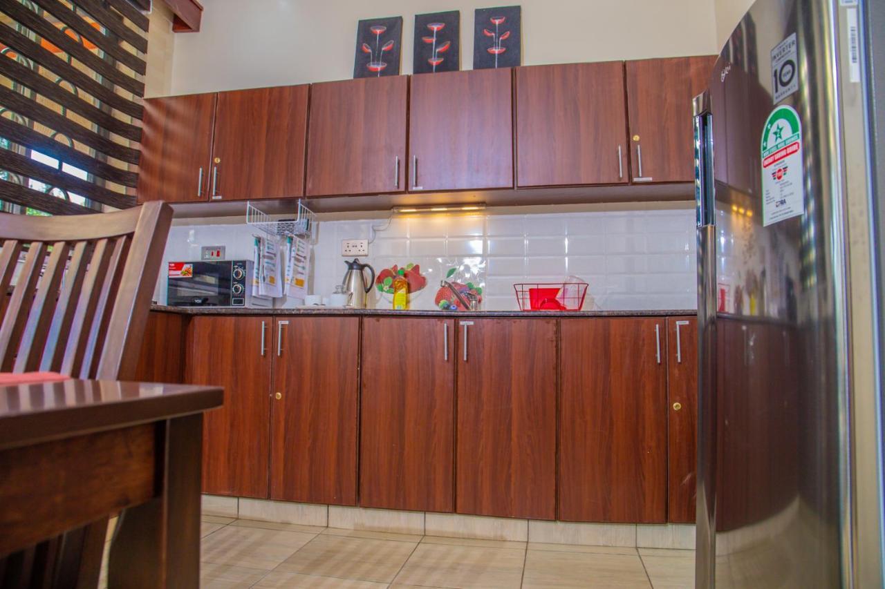 Prime Nomads Apartment Кисуму Екстериор снимка